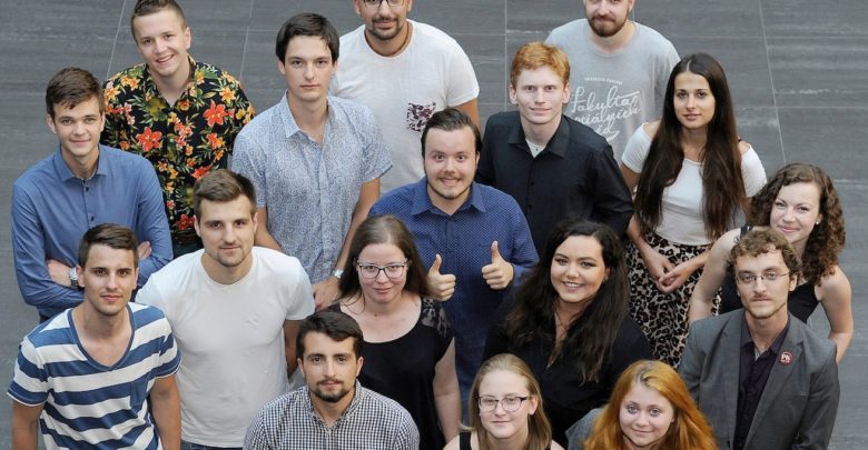 Photo of 57 % mladých Čechů se nezajímá o veřejné dění