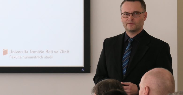Photo of Široká veřejnost si často myslí, že humanitně orientované obory jsou zbytečné. Chceme dokázat opak